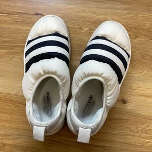Adidas slippers